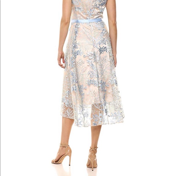 Sz 8 Tahari Powder Blue Embroidered formal dress - Picture 6 of 8